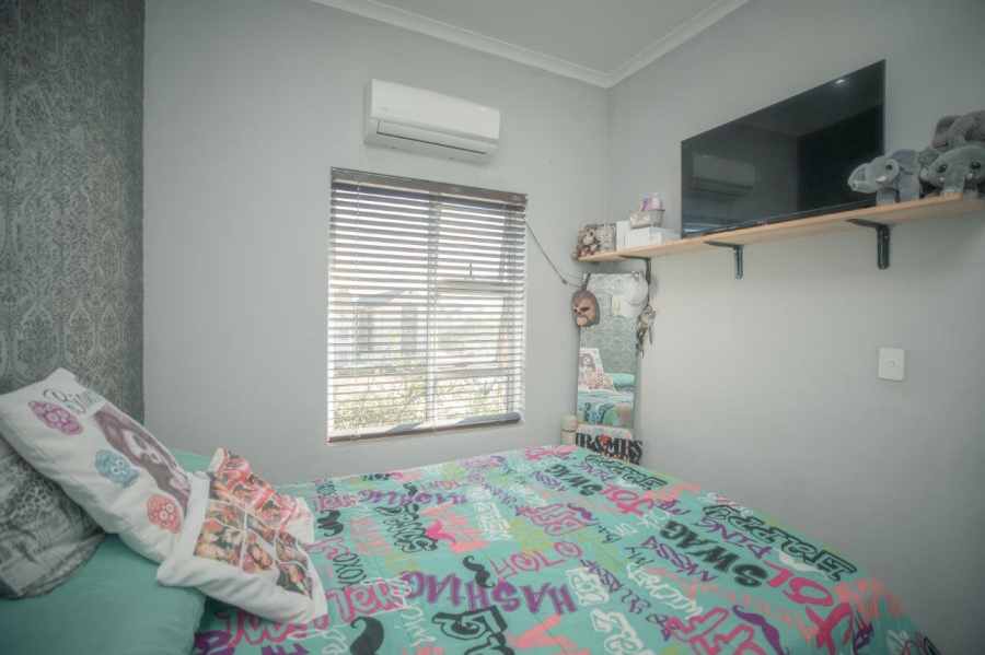 2 Bedroom Property for Sale in Buh Rein Estate Western Cape
